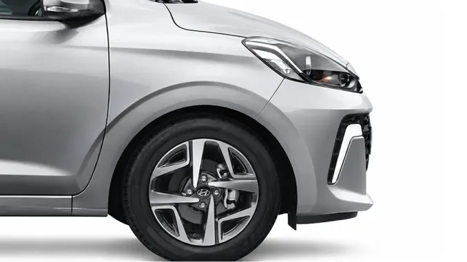 Hyundai Aura Image 8