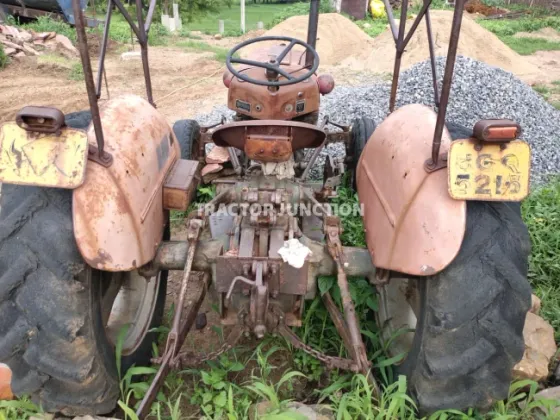 Massey Ferguson 1035 DI