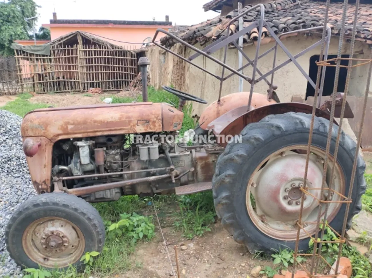 Massey Ferguson 1035 DI