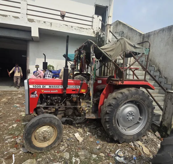 Massey Ferguson 1035 DI