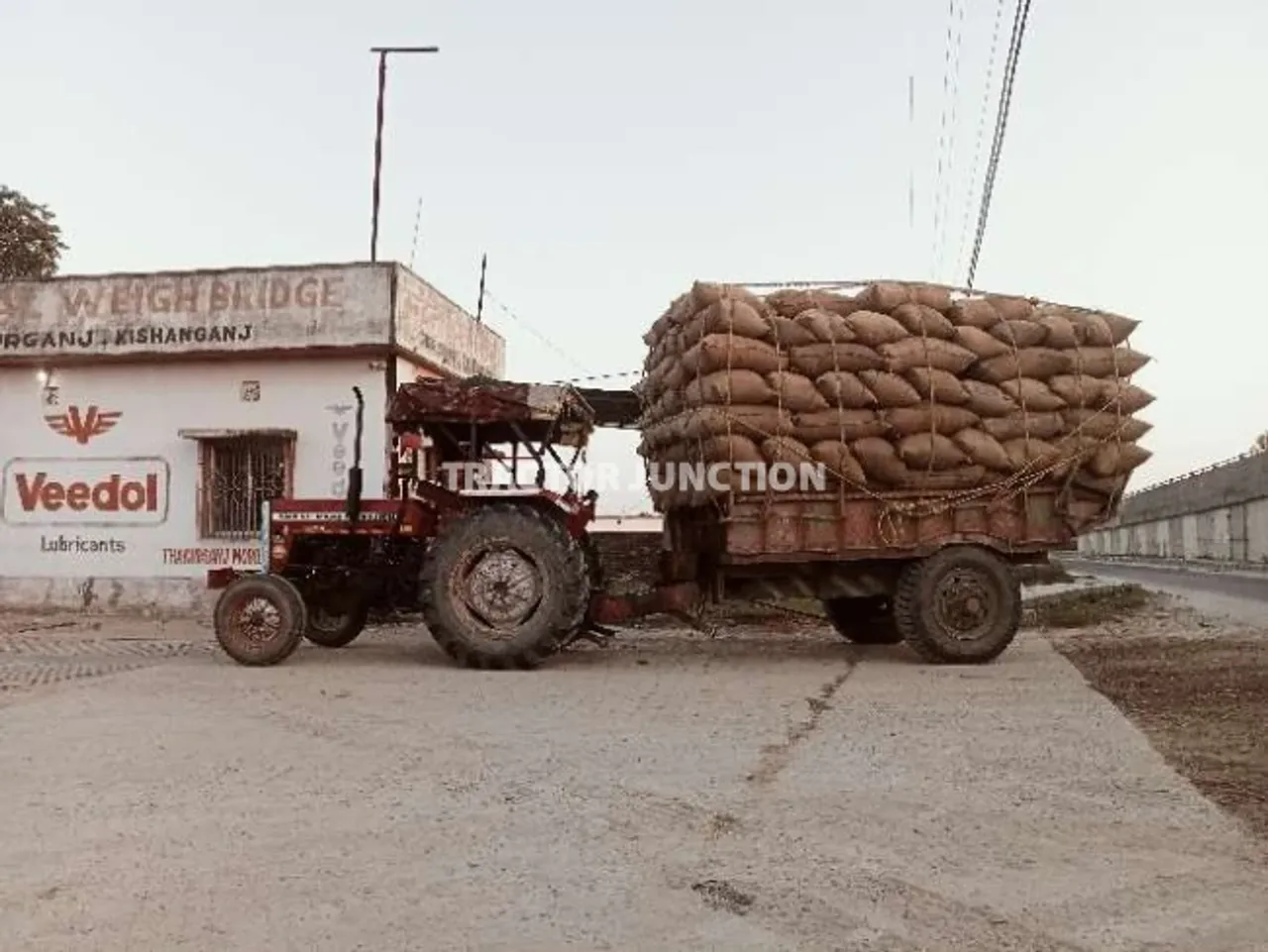 மாஸ்ஸி பெர்குசன் 1035 DI