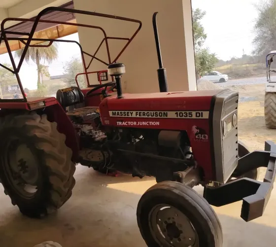 Massey Ferguson 1035 DI
