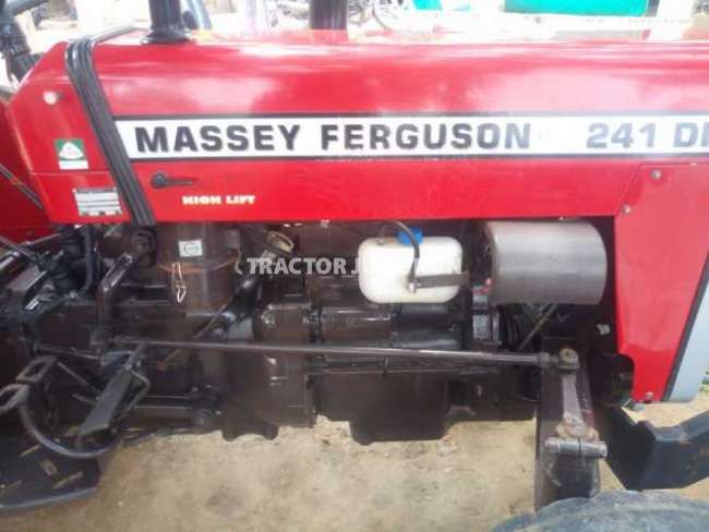 Massey Ferguson 241 DI MAHAAN