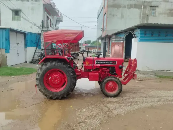 महिंद्रा 265 डीआई एक्सपी प्लस 2WD