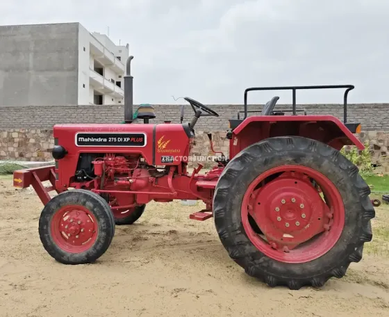 మహీంద్రా 275 డిఐ ఎక్స్‌పి ప్లస్