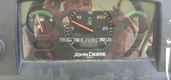 जॉन डियर 5105