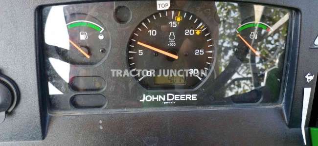 John Deere 5305