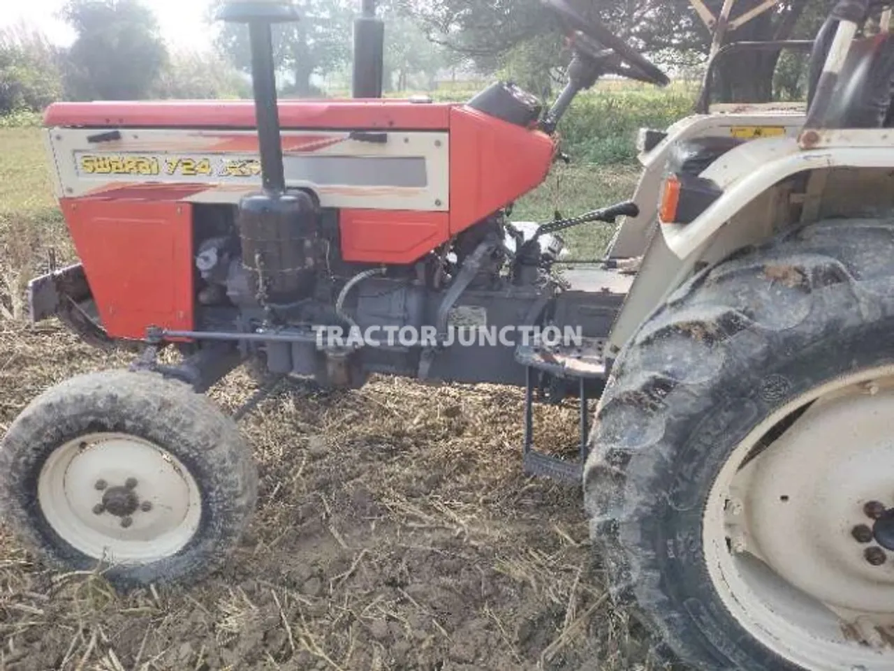 स्वराज 724  एक्स एम
