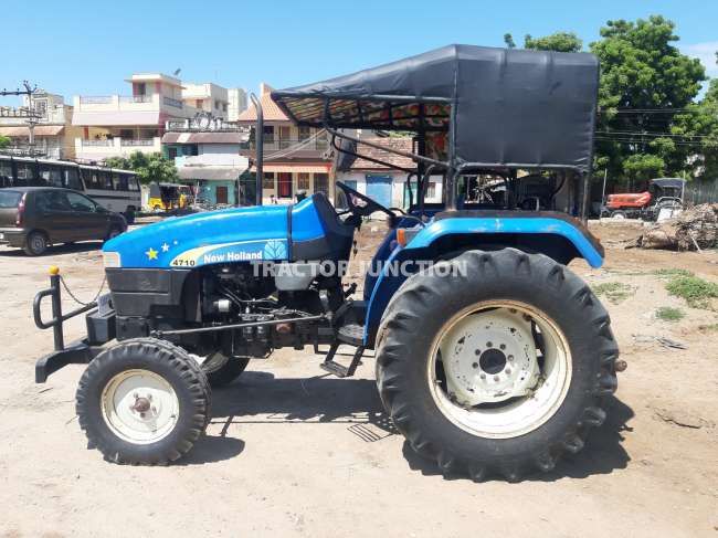 New Holland 4710 2WD WITH CANOPY