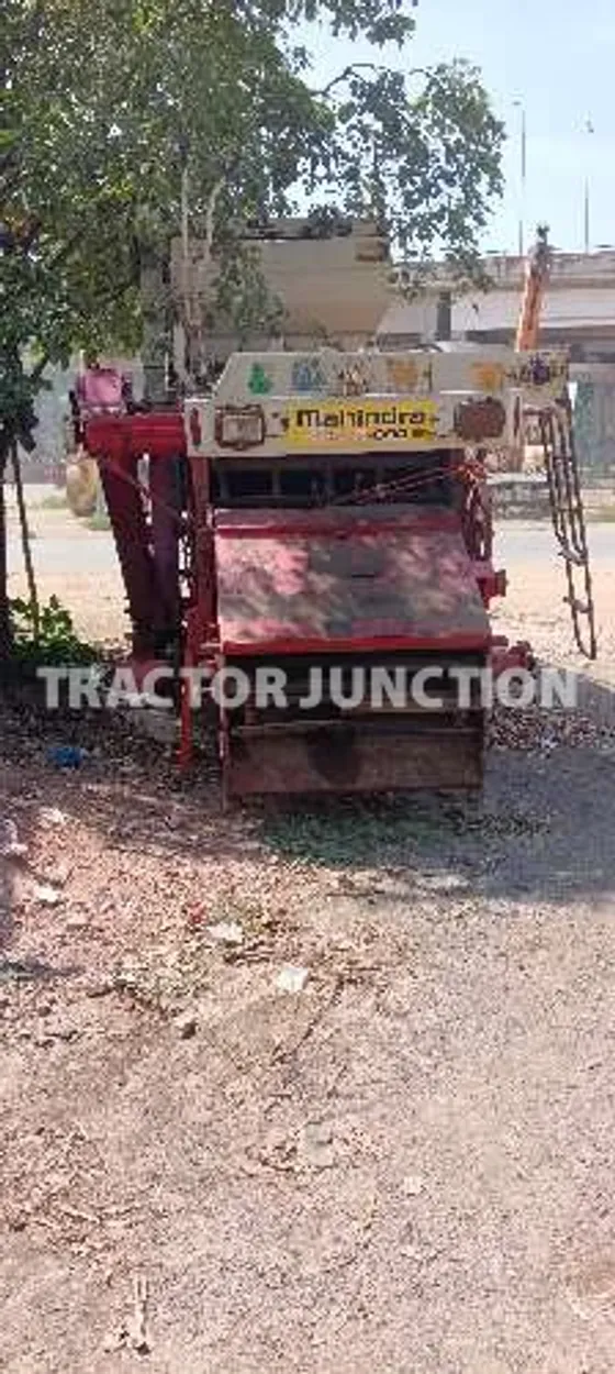 महिंद्रा अर्जुन नोवो 605 DI–i-4WD