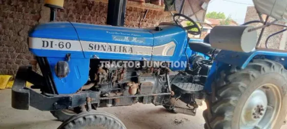 சோனாலிகா டிஐ 60 சிக்கந்தர் டிஎல்எக்ஸ் டிபி 4WD