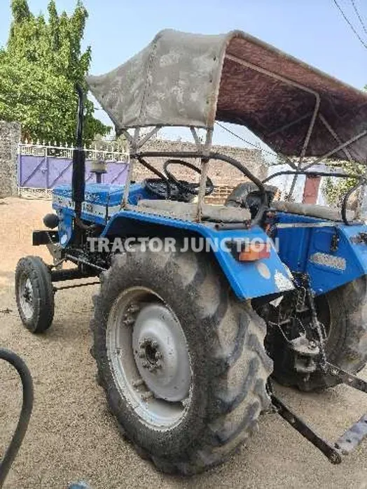 సోనాలిక DI 740 III S3