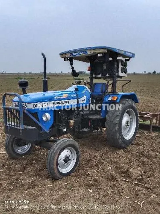 சோனாலிகா DI 745 III