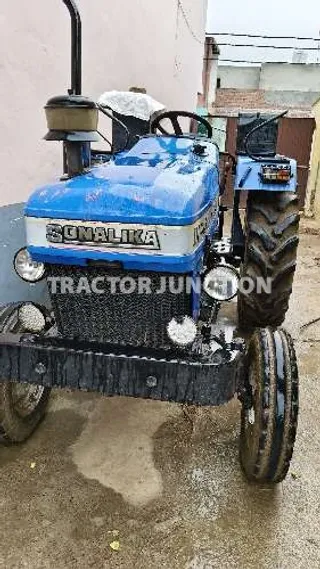 సోనాలిక DI 745 III img
