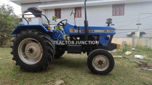 సోనాలిక డిఐ 745 III HDM