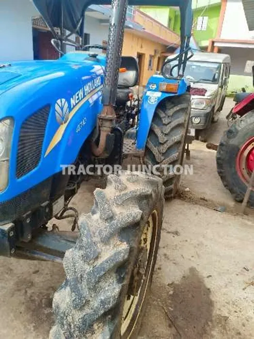 न्यू हॉलंड एक्सेल 4710 4WD