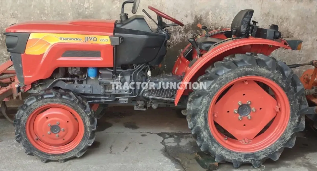 महिंद्रा जीवो  225 डीआई 4WD