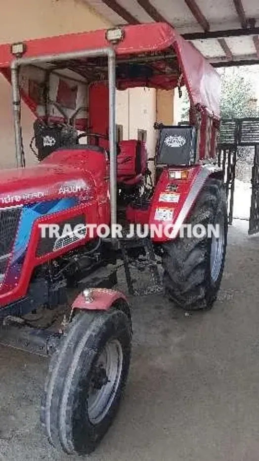 மஹிந்திரா அர்ஜுன் நோவோ 605 Di-i 2WD