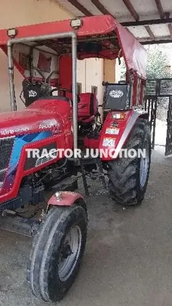 மஹிந்திரா அர்ஜுன் நோவோ 605 Di-i 2WD