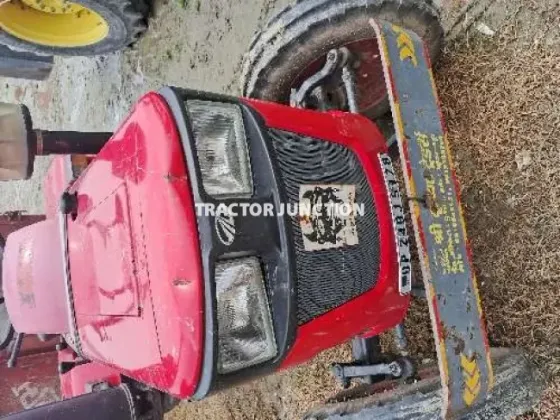 Mahindra Yuvraj 215 NXT