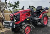 महिंद्रा ओजा 2124 4WD