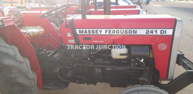 Massey Ferguson 241 DI Tonner