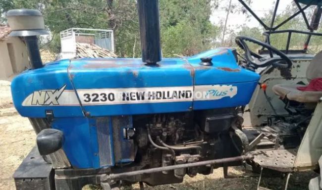 New Holland 3230 NX