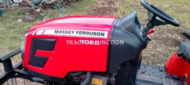 Massey Ferguson 6028 Maxpro Wide Track