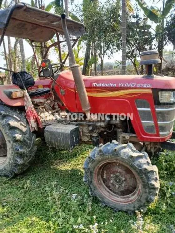 महिंद्रा युवो 575 डीआई 4WD