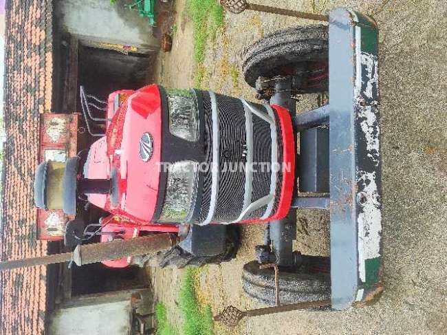 Mahindra Yuvo 575 DI 4WD