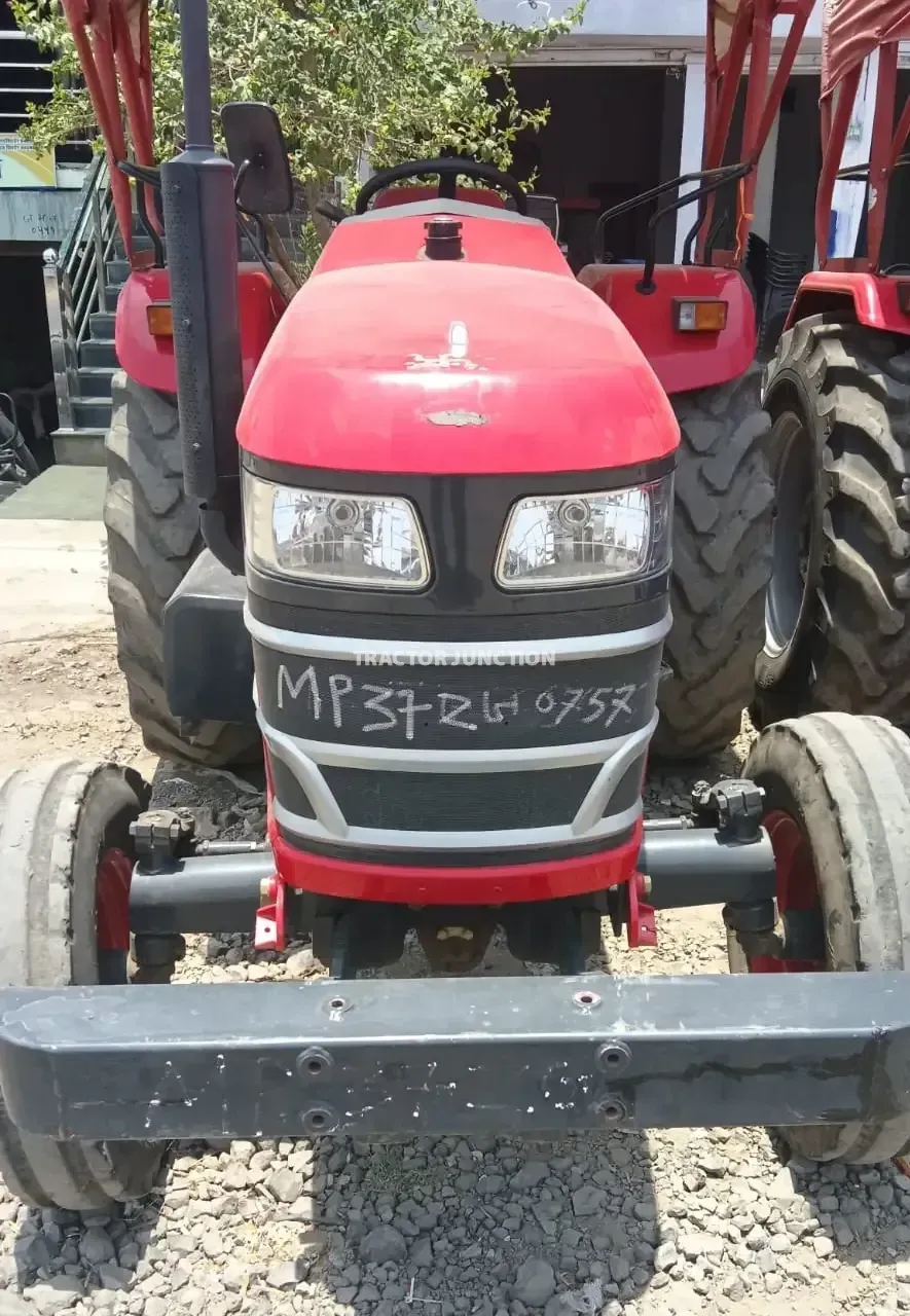 Mahindra YUVO TECH Plus 575 image