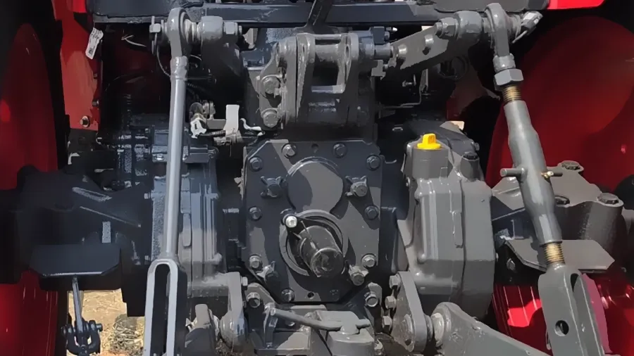 Mahindra Oja 3140 4WD - Hydraulics and PTO