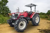 महिंद्रा नोवो 755 डीआई 4WD महिंद्रा नोवो 755 डीआई 4WD ओवरव्यू