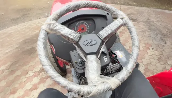Mahindra YUVO TECH Plus 575 Mahindra YUVO TECH Plus 575 Steering