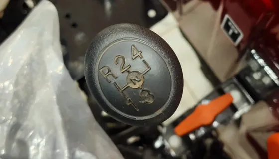 Mahindra YUVO TECH Plus 575 Mahindra YUVO TECH Plus 575 Gearbox