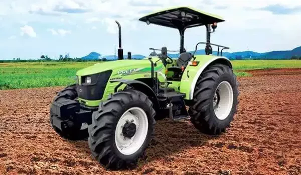  Preet 9049 - 4WD Tractor 