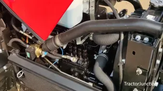 VST 927 4WD Engine Right View