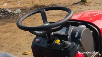 VST 927 4WD Steering Top View