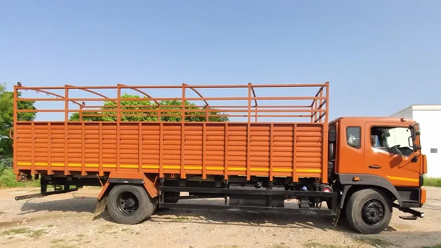 एक्सटीरियर महिंद्रा फुरियो 17 - एक्सटीरियर