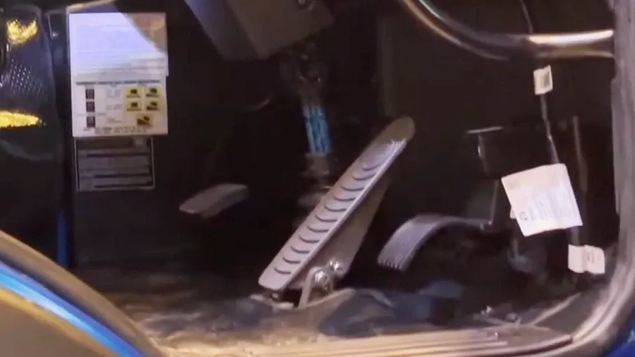 Tata Signa 2818.T CNG Truck - Safety Brakes
