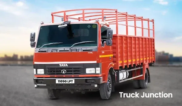 19 Feet Canter Transportation Service at best price in New Delhi