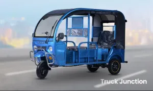 Hooghly Motors Butterfly XL VS Tata Ace EV