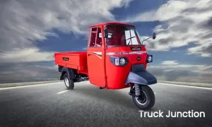 ग्रीव्स डी 599+ कार्गो VS टाटा ऐस ईवी
