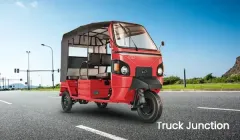 Mahindra Treo3-Seater/SFT VS Mahindra E Alfa Super