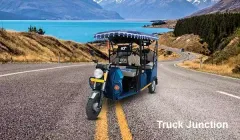 Mayuri Deluxe VS E-Ashwa E Rickshaw 4-Seater/Electric