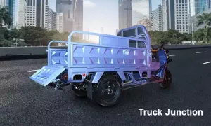 Udaan E Rickshaw Load Carrier VS Tata Ace EV