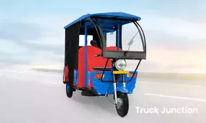 OK Play eRaaja VS Tata Ace EV