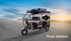 Mayuri Deluxe VS Mini Metro Gold SS Battery Operated E Rickshaw