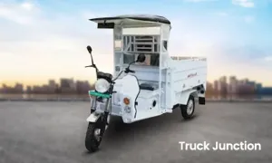 Nova Loader VS Tata Ace EV