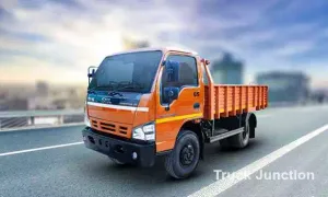 SML Isuzu Prestige GS VS Tata 1009g LPT